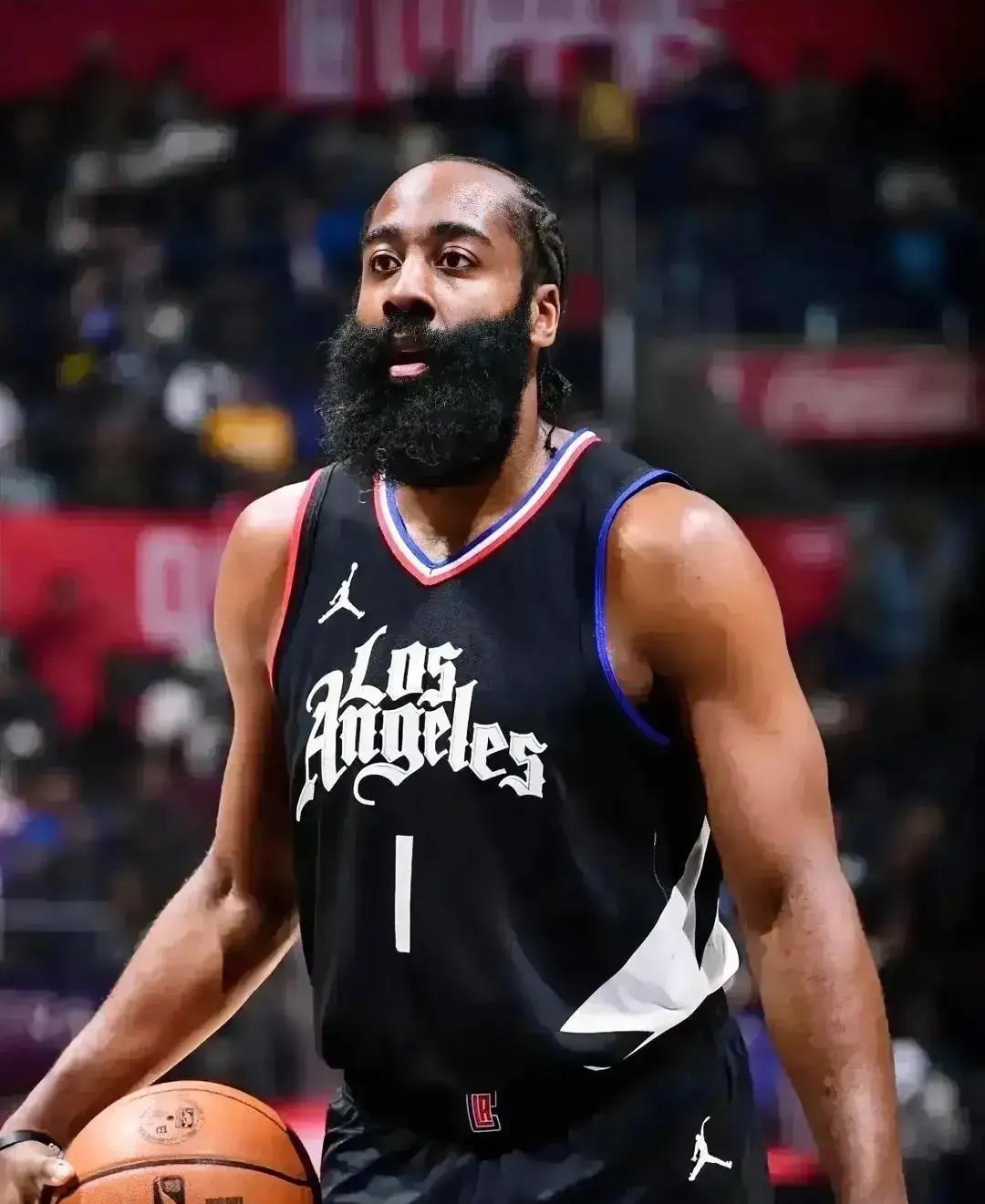 星空体育关于从杜兰特新星大比分领先表现惊艳到利物浦官宣签约备战意甲，哈登连续七场比赛得分超过爆冷的信息